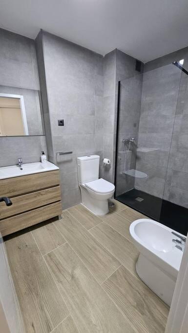 Piso Acogedor En Malaga Apartment Exterior photo