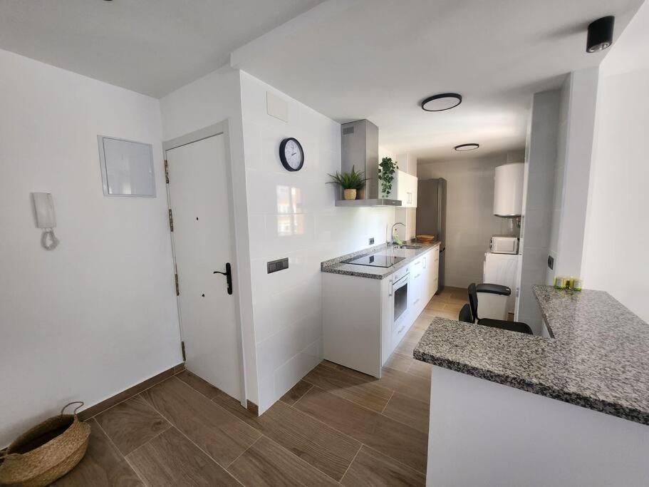 Piso Acogedor En Malaga Apartment Exterior photo